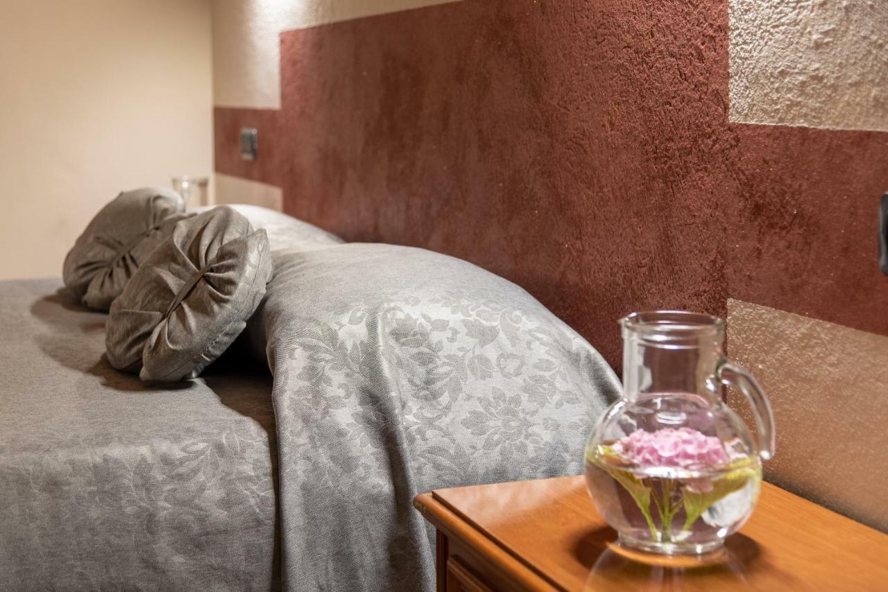 Villa Mery Casale Monferrato Room photo